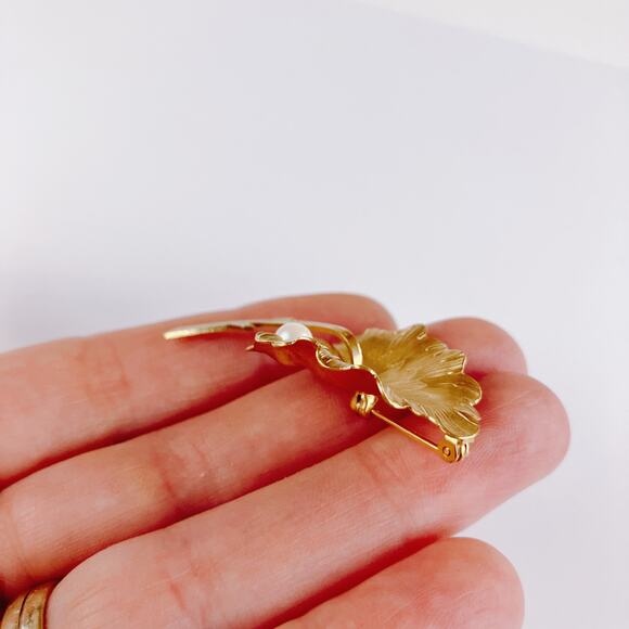 VTG Signed Wells 14K GF Brooch Ginkgo Leaf Pearl Mid Century Botanical Pin - Picture 5 of 10